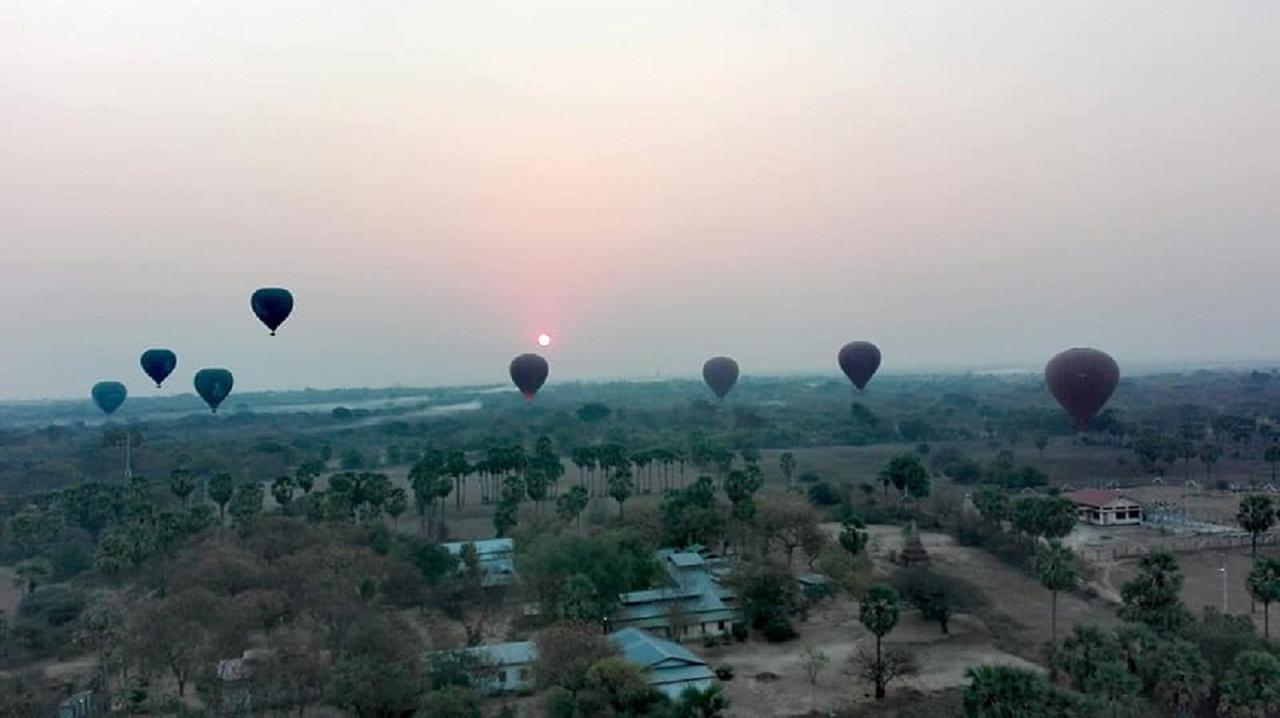 Crown Prince Hotel Bagan Exterior photo