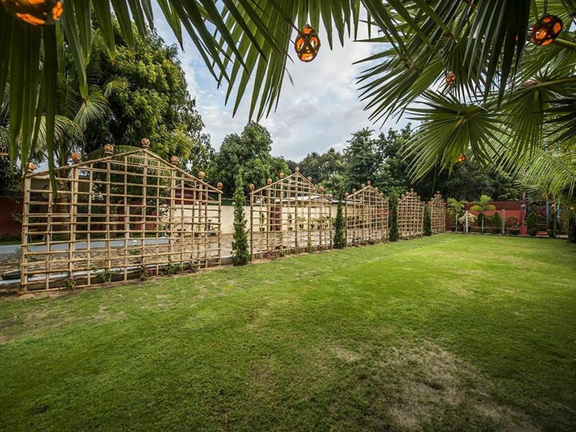 Crown Prince Hotel Bagan Exterior photo